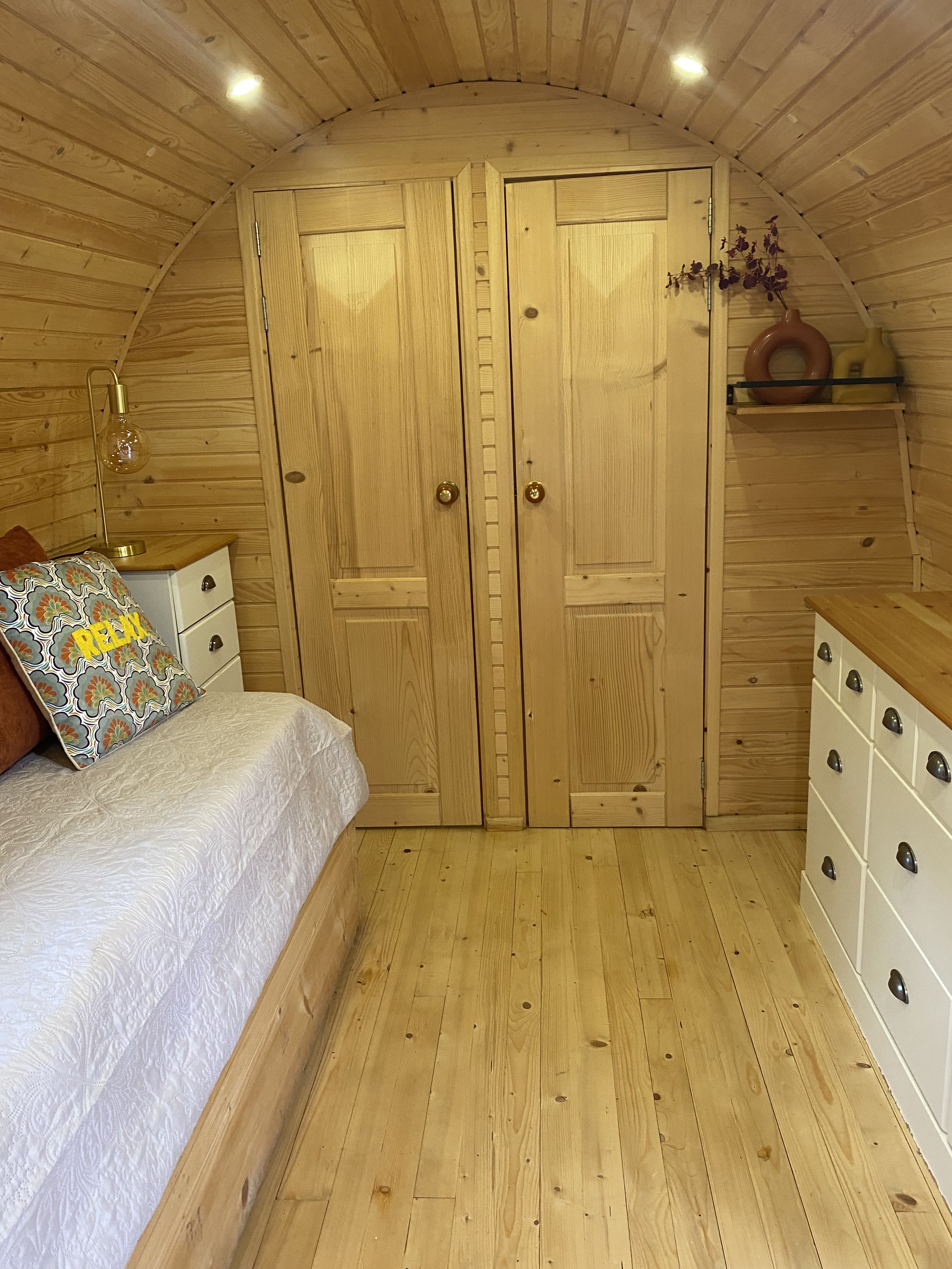 nuit insolite en amoureux - roulotte - Alsace Vosges - jacuzzi privé- spa privé 