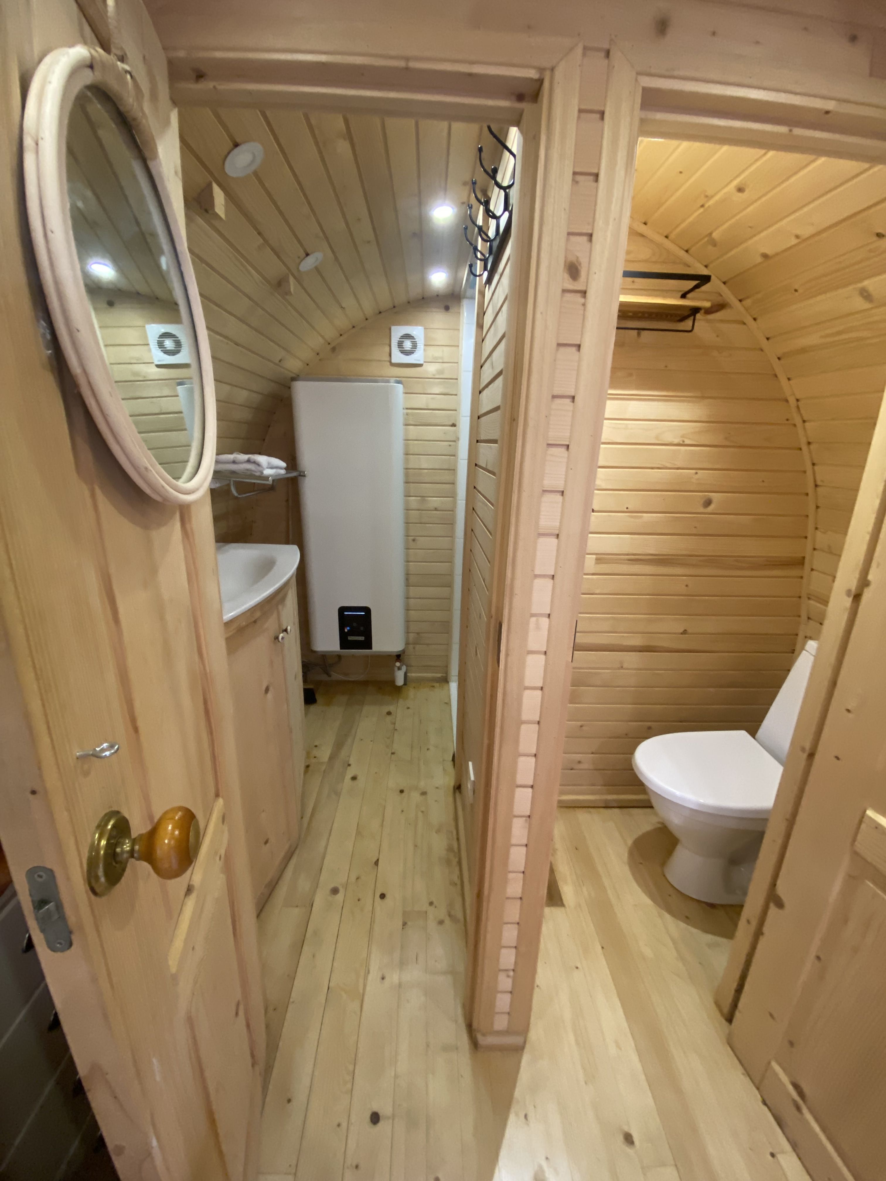 nuit insolite en amoureux - roulotte - Alsace Vosges - jacuzzi privé- spa privé 